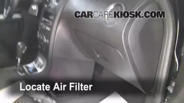 2007 Chevrolet HHR LT 2.2L 4 Cyl. Air Filter (Cabin) Replace